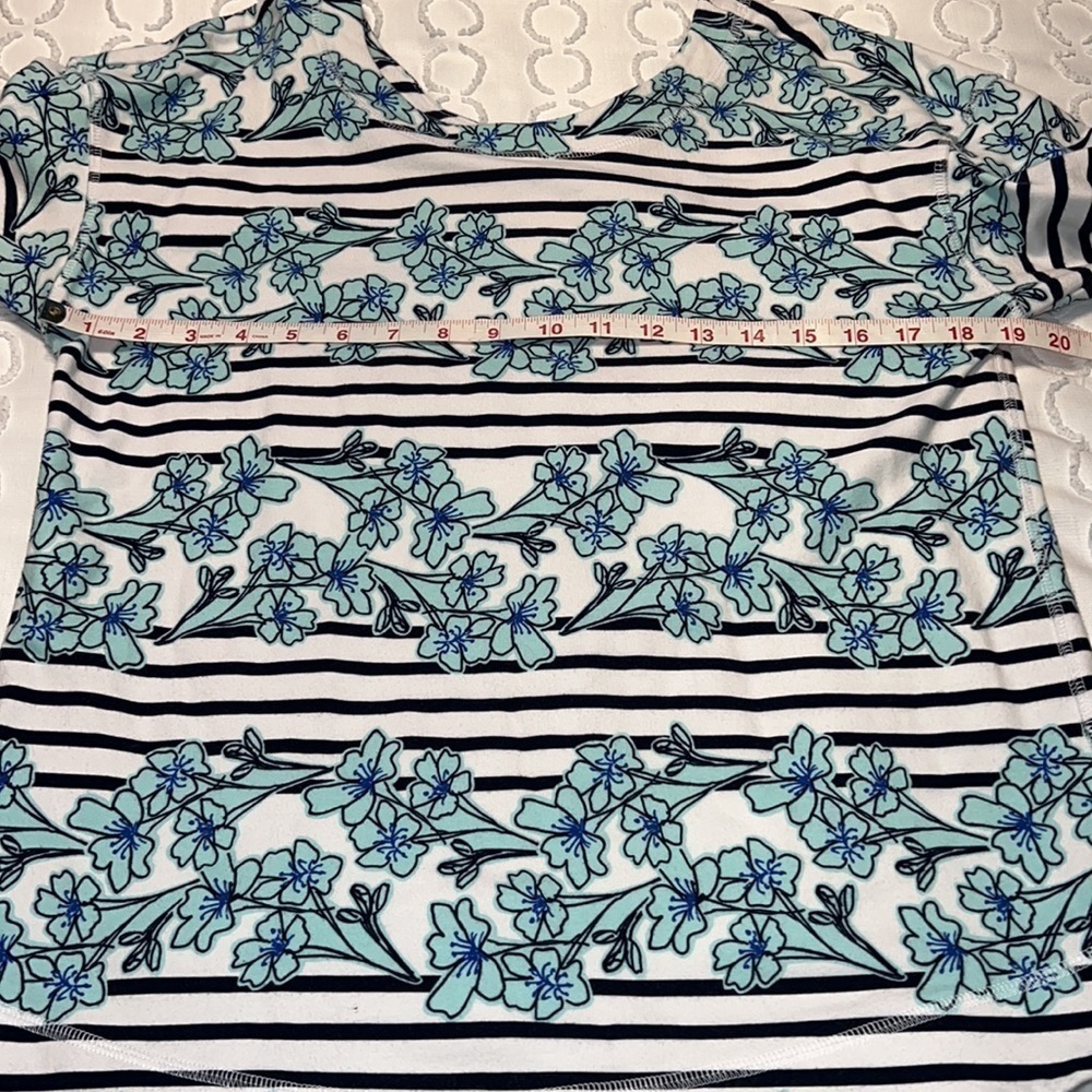 T by Talbots Women's Floral Stripe Top Medium Like New 3/4 Sleeve Pullover - Picture 4 of 5